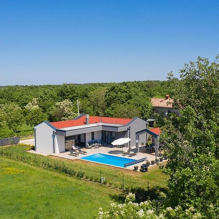 Vila Nora With Heated Pool Marčana Esterno foto