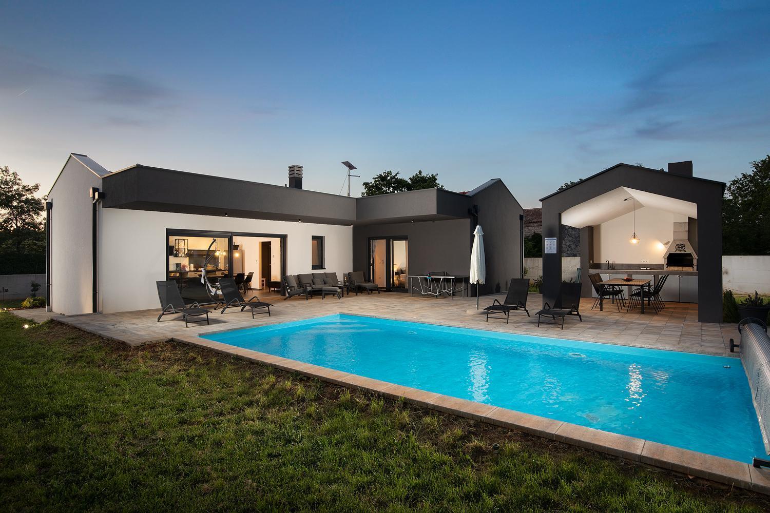 Vila Nora With Heated Pool Marčana Esterno foto